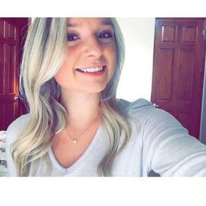 Meet your Posher, Brooke